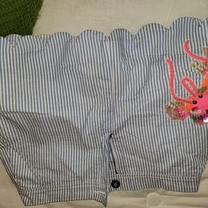 Lilly Pulitzer Lobstah skort  size 2